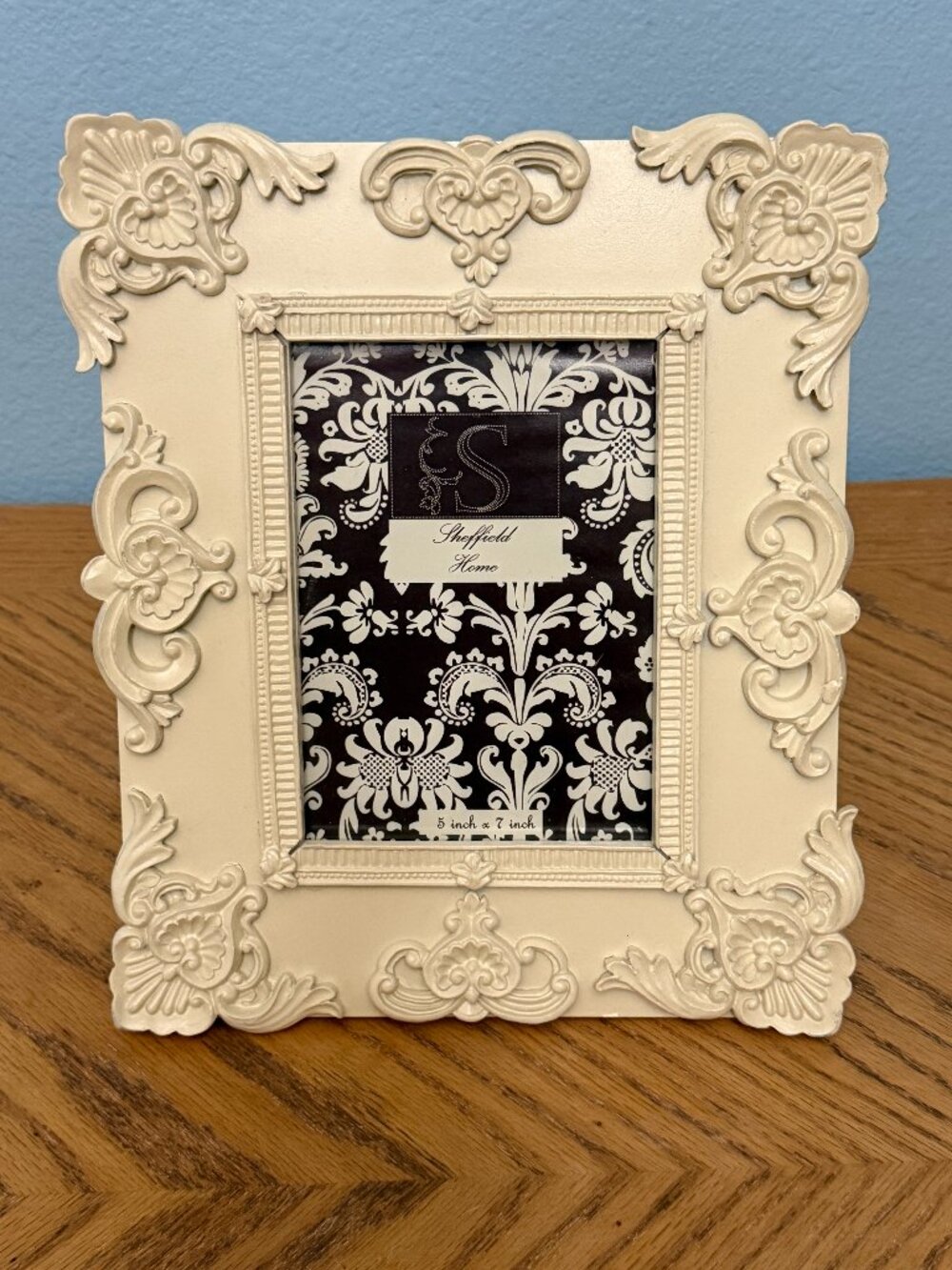 Ornate Sheffield Home Wooden Ivory Baroque Style Tabletop Picture Frame